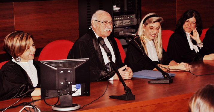 cerimonia del 10 gennaio 2014 - da sinistra: prof. Claudia Dettori, prof. Giovanni  Puddu, prof. Elisabetta Cotti, prof. Daniela Lusso