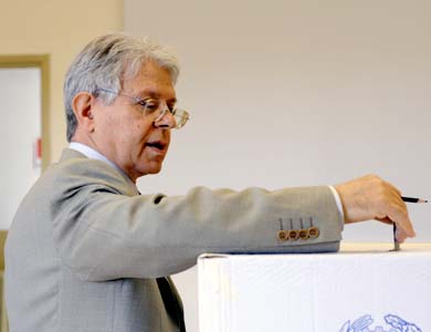 21 maggio 2009 - Elezione del rettore 2009-2013: al voto Antonio Maria Sassu (FC)
