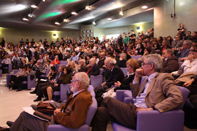 20 maggio 2010 - un’immagine dell’assemblea di ateneo nell’aula magna di ingegneria (foto: unicaweb)