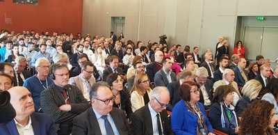 Uno scorcio della sala congressi del THotel gremita per l'incontro