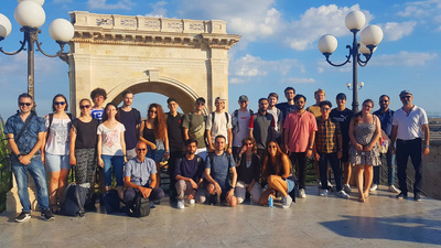 Dopo la prima lezione frontale gli studenti e le studentesse hanno fatto un tour alla scoperta di Cagliari guidati dal professor Marcello Schirru