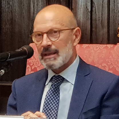 Il professor Gianni Fenu, Prorettore Vicario dell'Università degli Studi di Cagliari