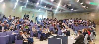 i partecipanti, nell'aula magna della Facolt&agrave; di Ingegneria e Architettura