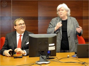 Il Rettore Maria Del Zompo con il Presidente della Facoltà di Medicina e Chirurgia, Gabriele Finco