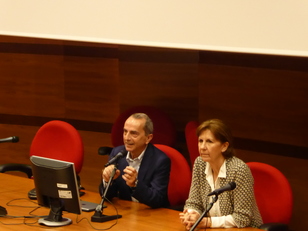 Alberto Masoni e Micaela Morelli, direttore della sezione isolana dell'Istituto nazionale di fisica nucleare e pro rettore per la Ricerca scientifica dell'ateneo di Cagliari