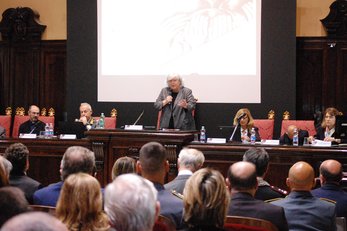 Le immagini della tavola rotonda di alto profilo in Rettorato, organizzata con la Guardia di Finanza, ha approfondito tutti gli aspetti del problema.