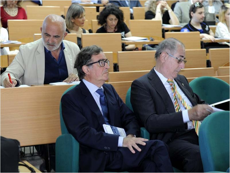 Umberto Aime, La Nuova Sardegna (in alto), Giovanni Melis e Francesco Boggio, docenti della Facoltà di Scienze economiche, giuridiche e politiche
