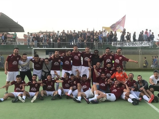 I Califfi, trionfatori nella Coppa Rettore di calcio, primo efficace spot di AteneiKa 2018