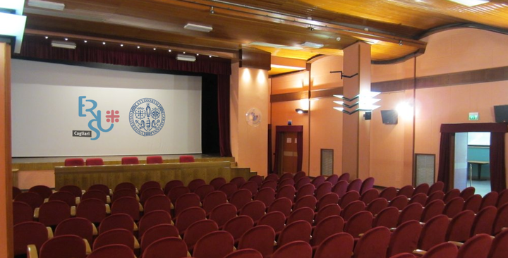 La sala Cineteatro Nanni Loy dell'ERSU, negli spazi di via Trentino