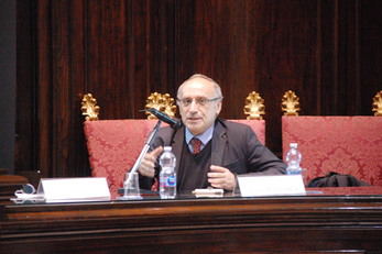 Ignazio Macchiarella, docente di Etnomusicologia, è intervenuto all'incontro