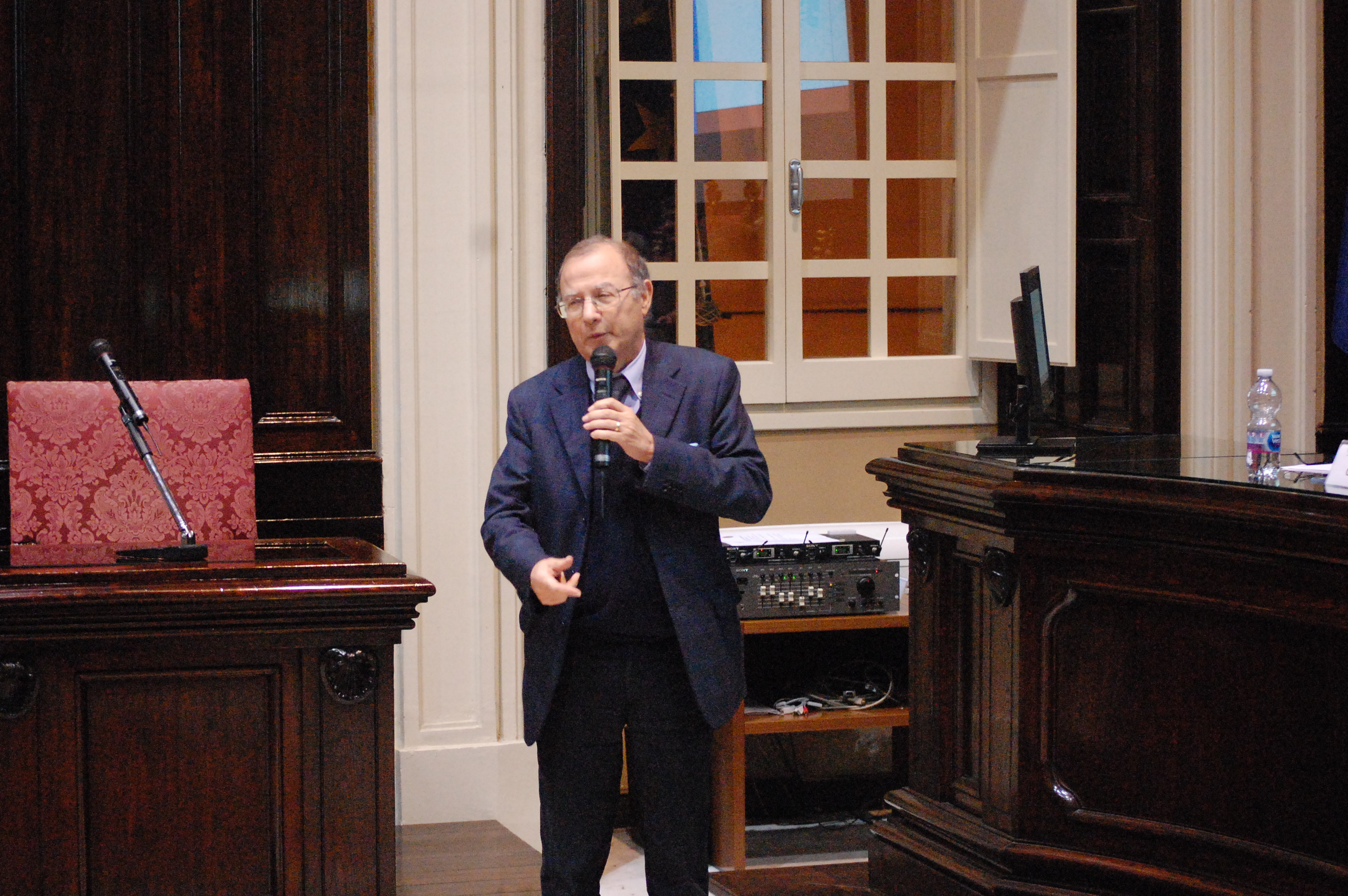 Francesco Atzeni, direttore del Dipartimento di Storia, beni culturali e territorio