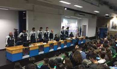 I giganti della Dinamo Sassari hanno partecipato all'UniStem Day 2016 curato dall'ateneo di Cagliari