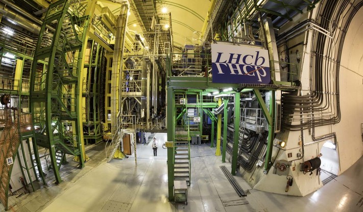 L'esperimento LHCb (credits CERN)