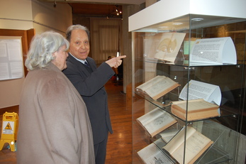 Il professor Riva con Maria Del Zompo, Rettore di UniCa