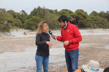 Manuela Biondo intervistata durante la puntata di Linea Blu andata in onda il 14 aprile