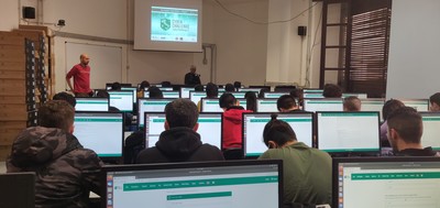 Cagliari. Un'altra fase della corsa ai venti posti di hacker etici