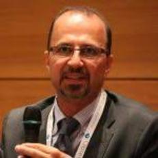 Il professor Giorgio Giacinto, coordinatore del corso di laurea magistrale in Computer engineering, cybersecurity and artificial intelligence