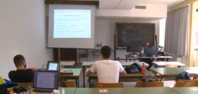 Lezione in un'aula di Ingegneria nel rispetto del distanziamento