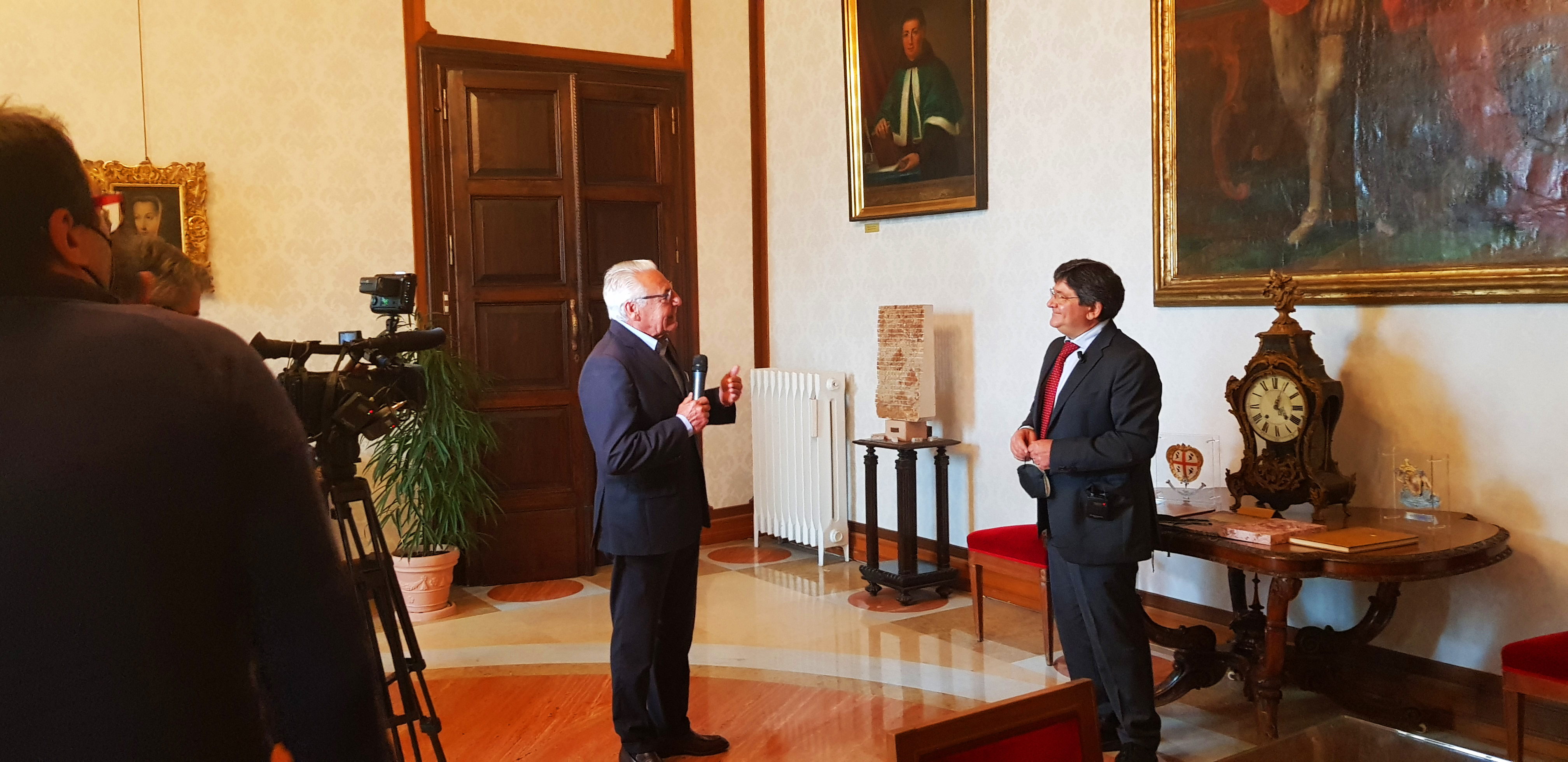 Francesco Mola intervistato da Valerio Vargiu per Sardegna Uno