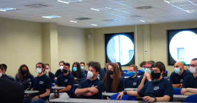 Lezione teorica in aula durante uno dei corsi dell’Innovation Camp