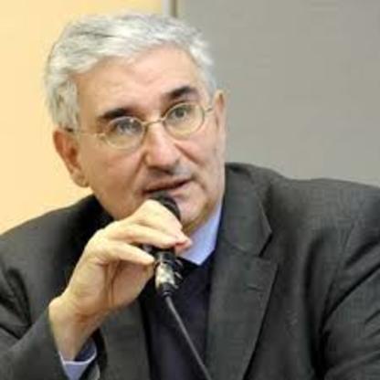 Michele Camerota insegna nel corso di laurea in Scienze della comunicazione