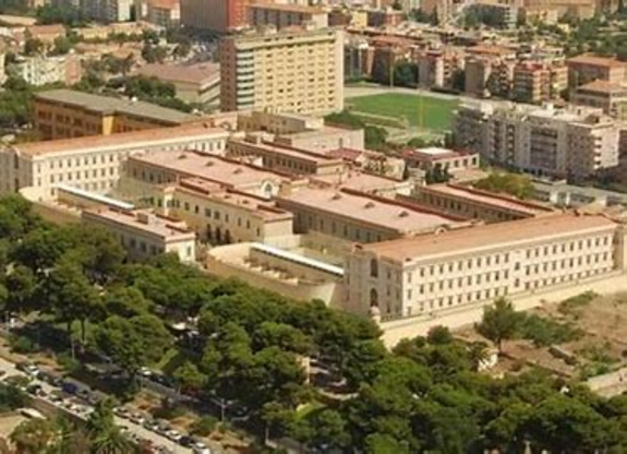 Cagliari. Una veduta aerea dell'ex carcere di Buoncammino. Sullo sfondo il campus universitario del Cus Cagliari a Sa Duchessa