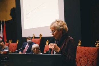 Elena Cattaneo durante l'intervento in Rettorato