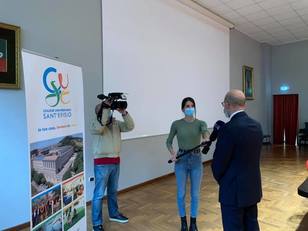 Il prorettore vicario intervistato da Simona Desole per il TG della RAI