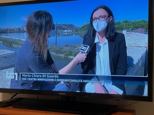 Cagliari. La professoressa Di Guardo intervistata dall'inviata Giulia Serenelli per il Tg1 Rai