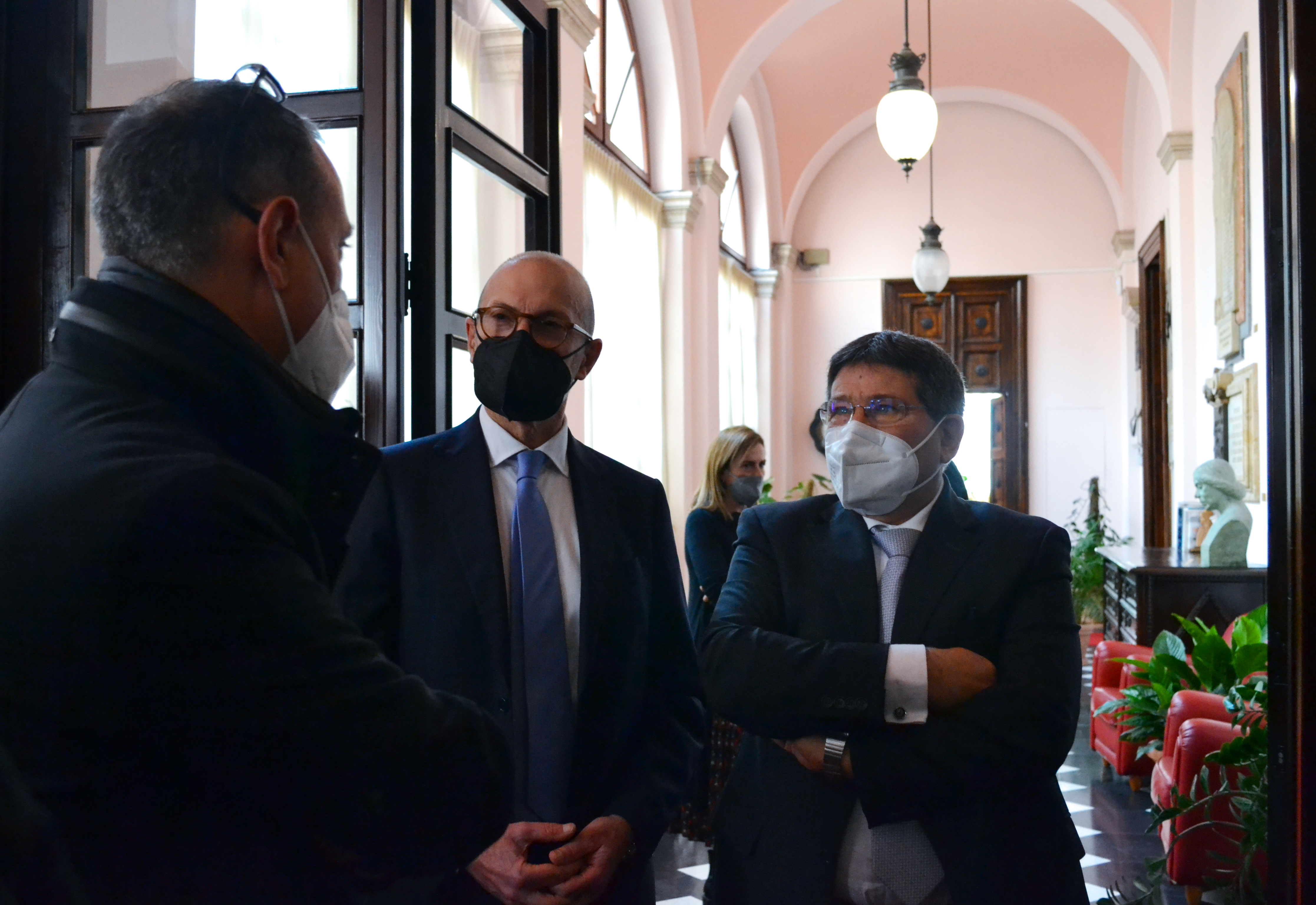 Saluti prima della conferenza