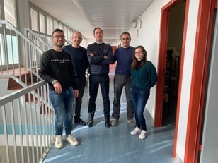 I professori Ricci, Carbonaro e Chiriu con Jessica Satta e Andrea Pinna