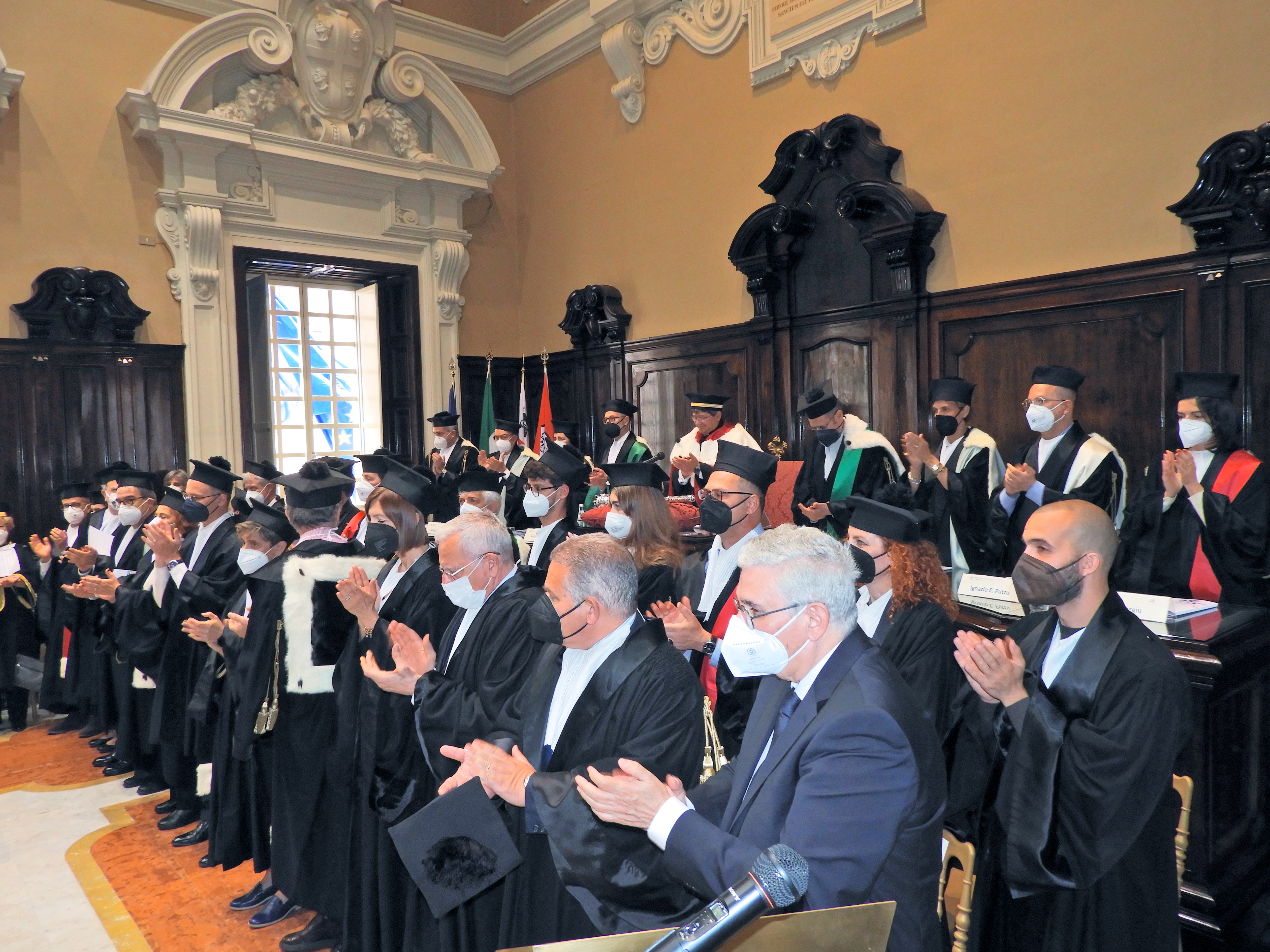 Il Magnifico Rettore Francesco Mola dichiara aperto il 401mo anno accademico dell'Università degli Studi di Cagliari