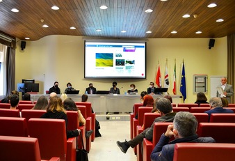 Un momento della conferenza stampa di presentazione di #UniCa4Ukraine