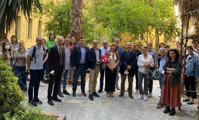 Un momento della cerimonia prima dell'installazione