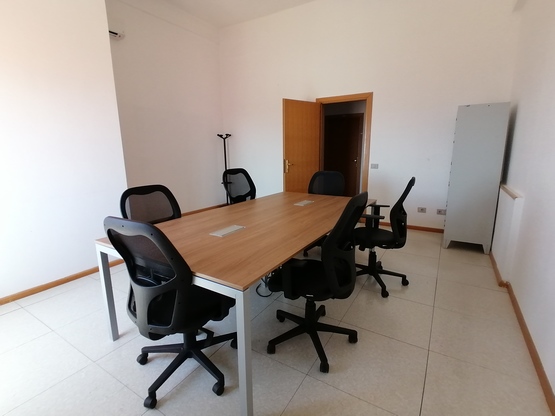 Aula Studiosi ospiti, Assegnisti e Dottorandi (piano secondo)