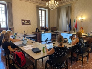 Cagliari. Una fase del confronto in sala Consiglio