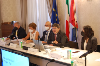 Un altro momento della conferenza stampa