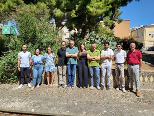 Cagliari. Il team  di ricerca. Il secondo da destra è il presidente della facoltà di INgegneria, Daniele Cocco