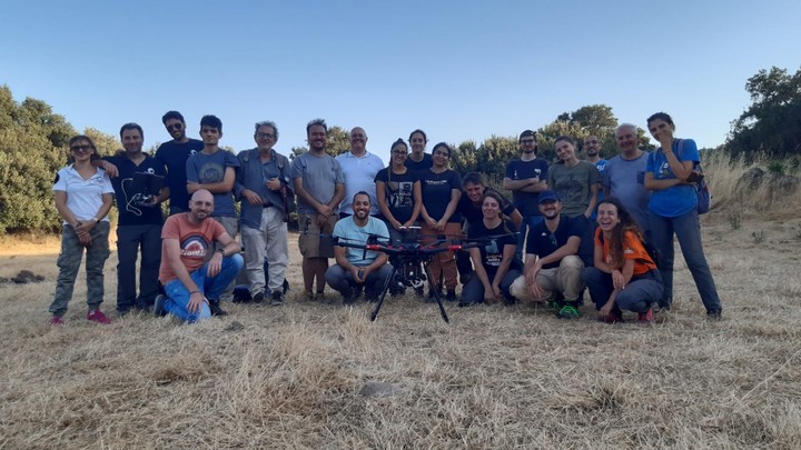 Il gruppo di lavoro sul campo che vede coinvolti l'Universit&agrave; di Cagliari e il CNR ISPC di Potenza | &copy; AirLab CNR ISPC