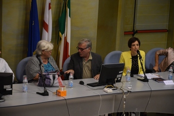 Il Rettore Maria Del Zompo, il professor Gian Pietro Storari e la psicologa Maria Foscoliano