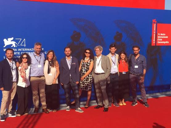 La squadra di "Futuro prossimo" con Salvatore Mereu sul red carpet del Festival del Cinema di Venezia