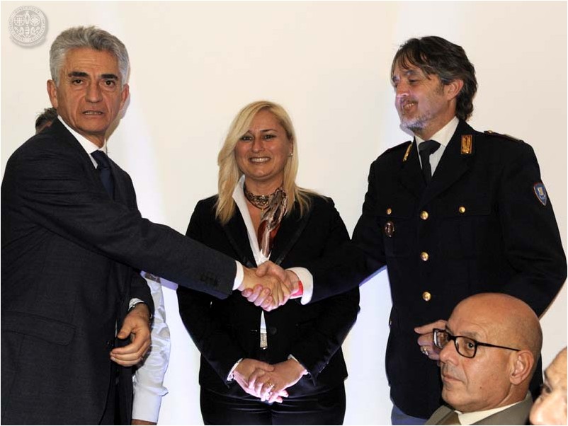 Filippo Dispenza, Roberta Di Chiara di LEGAL@RTE e Diego Testolin Sovrintendente della Polizia di Stato ed autore dell'opera