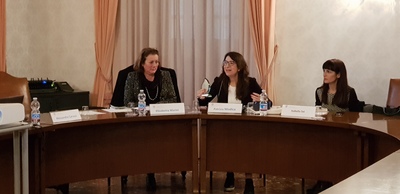 da sinistra: Elisabetta Marini, Patrizia Modica, Isabella Soi