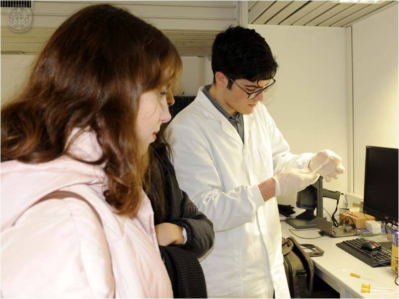 Studenti in visita nei laboratori GO2018