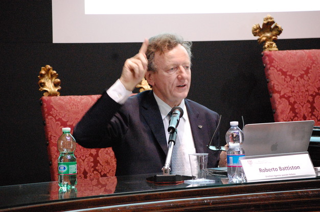 Roberto Battiston durante il seminario