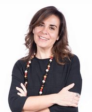 Maria Cristina Secci, docente nel corso di laurea in Traduzione Specialistica dei Testi alla Facoltà di Studi Umanistici