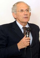 Aldo Pavan, docente di Economia aziendale alla Facoltà di Scienze economiche, giuridiche e politiche